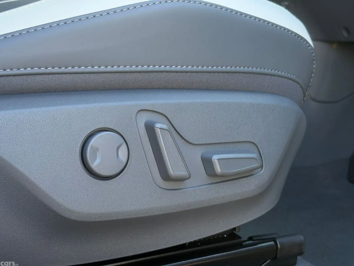 Kia EV3 Hatchback, Electric, 2027, Green