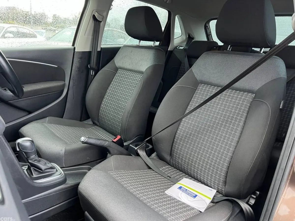 Volkswagen Polo Hatchback, Petrol, 2016, Brown