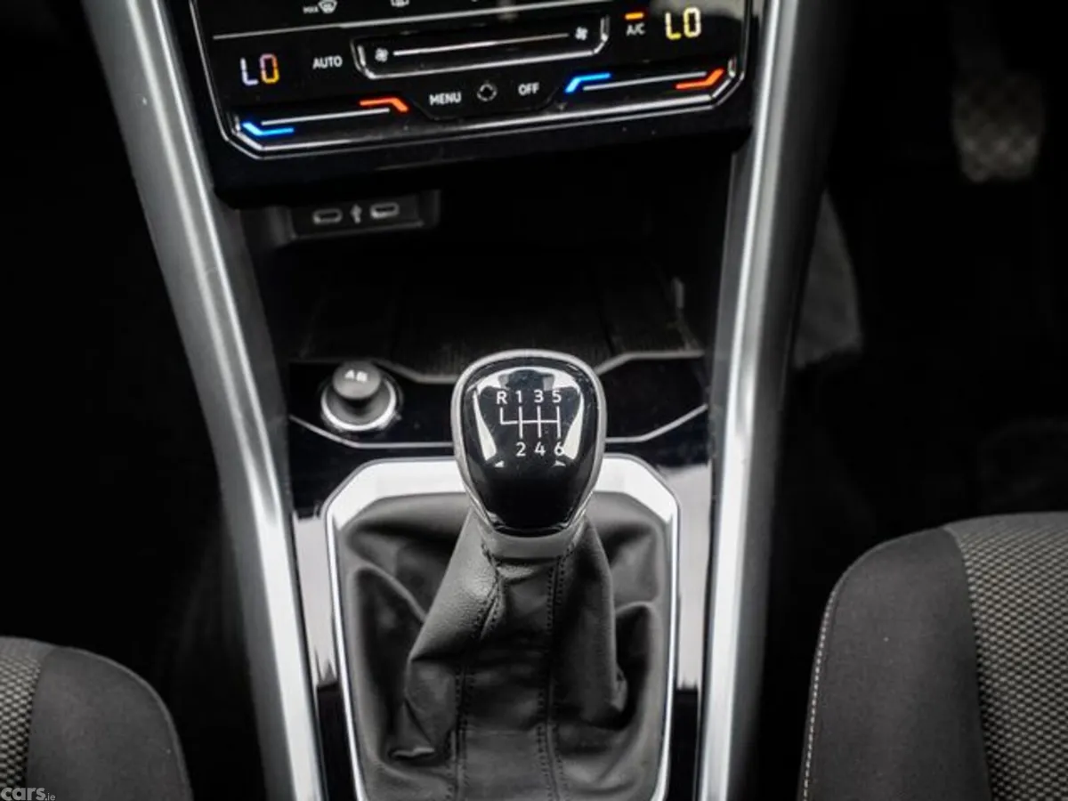 Volkswagen T-Roc Estate, Petrol, 2023, Grey