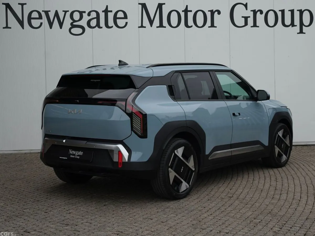 Kia EV3 Hatchback, Electric, 2027, Blue