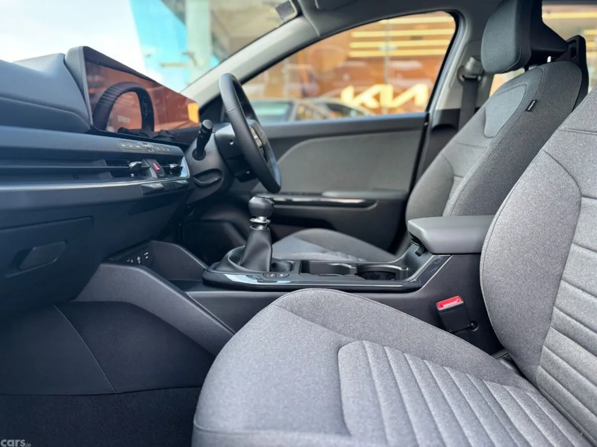 Kia K4 Hatchback, Petrol, 2027, Grey
