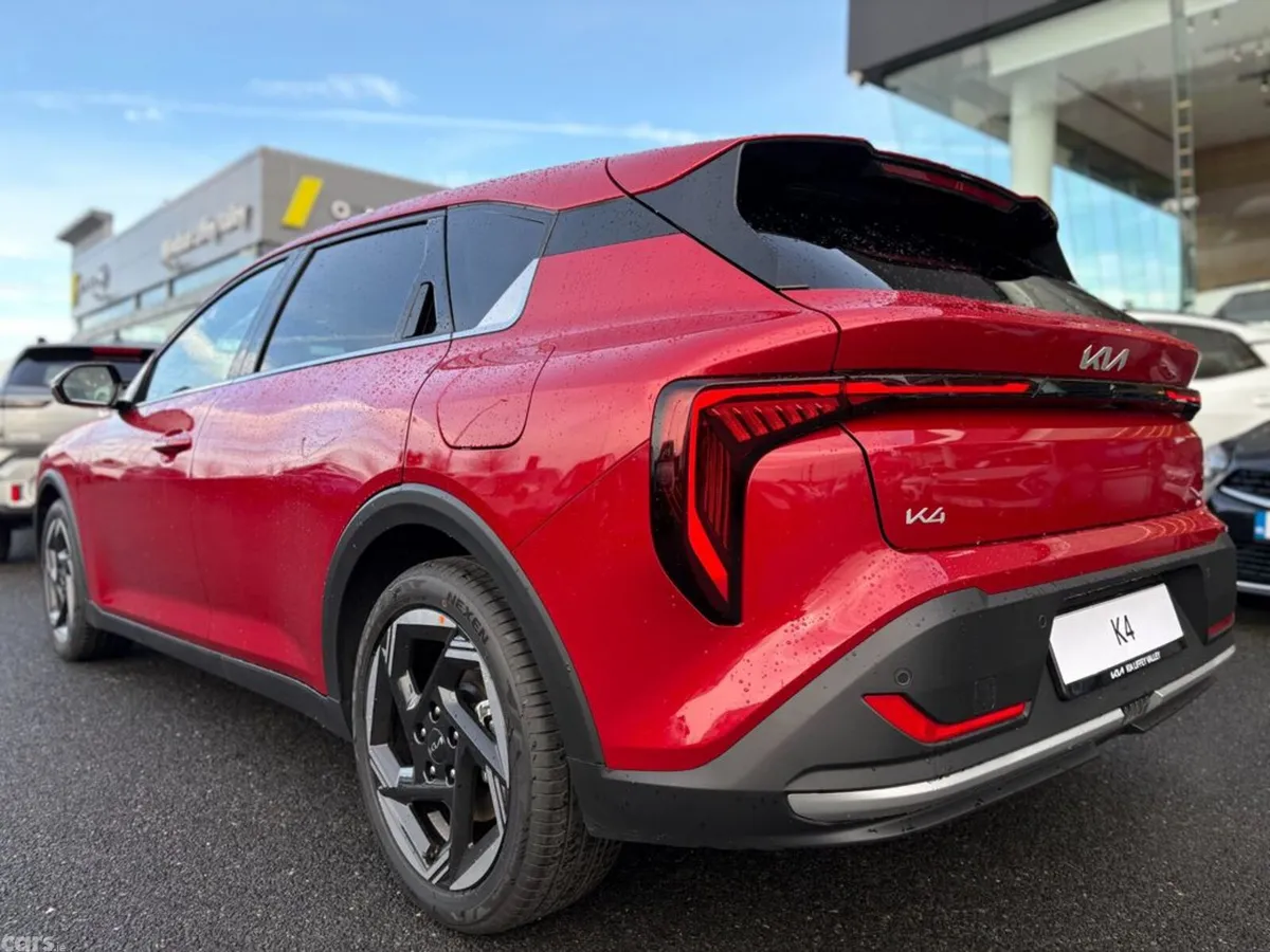Kia K4 Hatchback, Petrol, 2027, Red