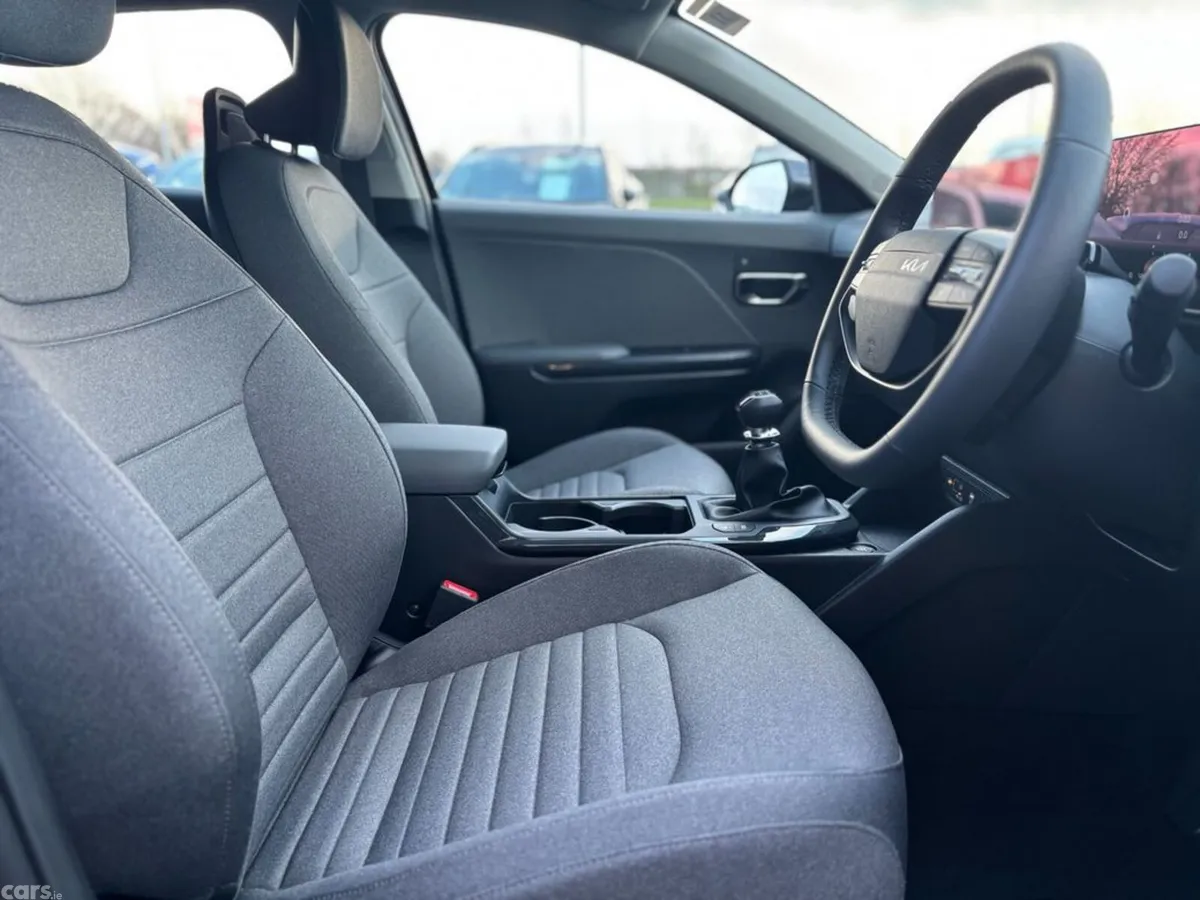 Kia K4 Hatchback, Petrol, 2027, Grey