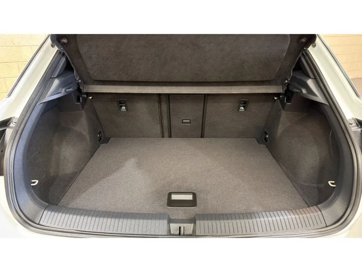 Volkswagen T-Roc SUV, Diesel, 2022, White