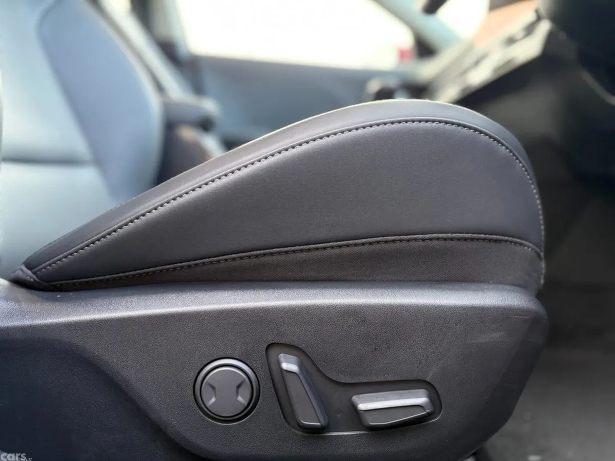 Kia K4 Hatchback, Petrol, 2027, Red