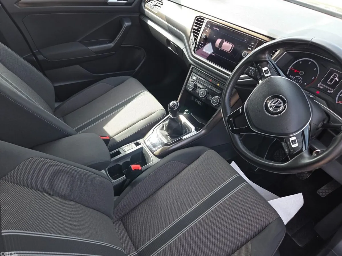 Volkswagen T-Roc Hatchback, Diesel, 2019, Grey