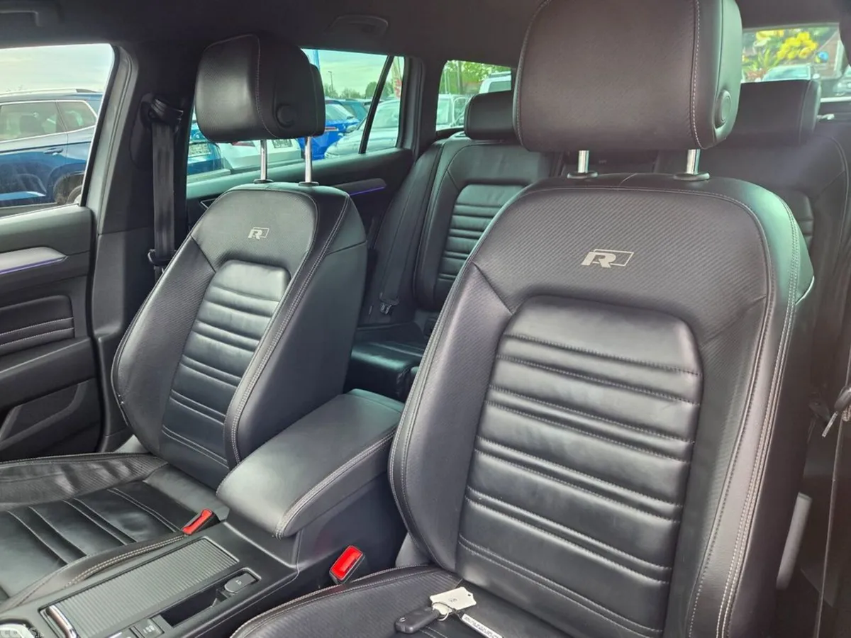Volkswagen Passat Estate, Diesel, 2020, Grey