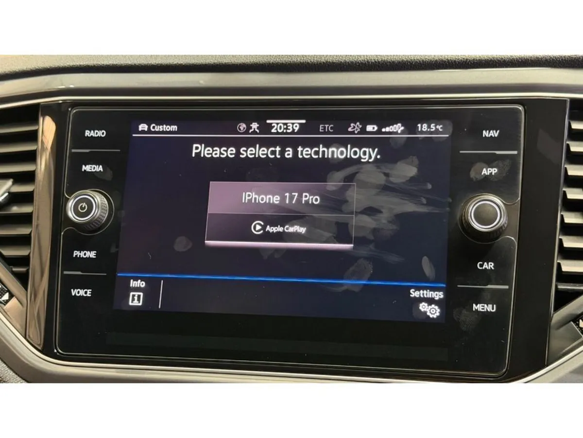 Volkswagen T-Roc SUV, Diesel, 2022, White