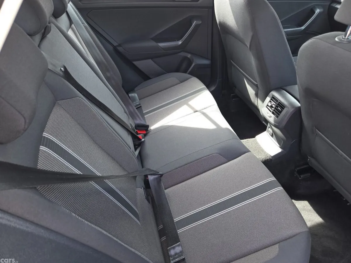 Volkswagen T-Roc Hatchback, Diesel, 2019, Grey