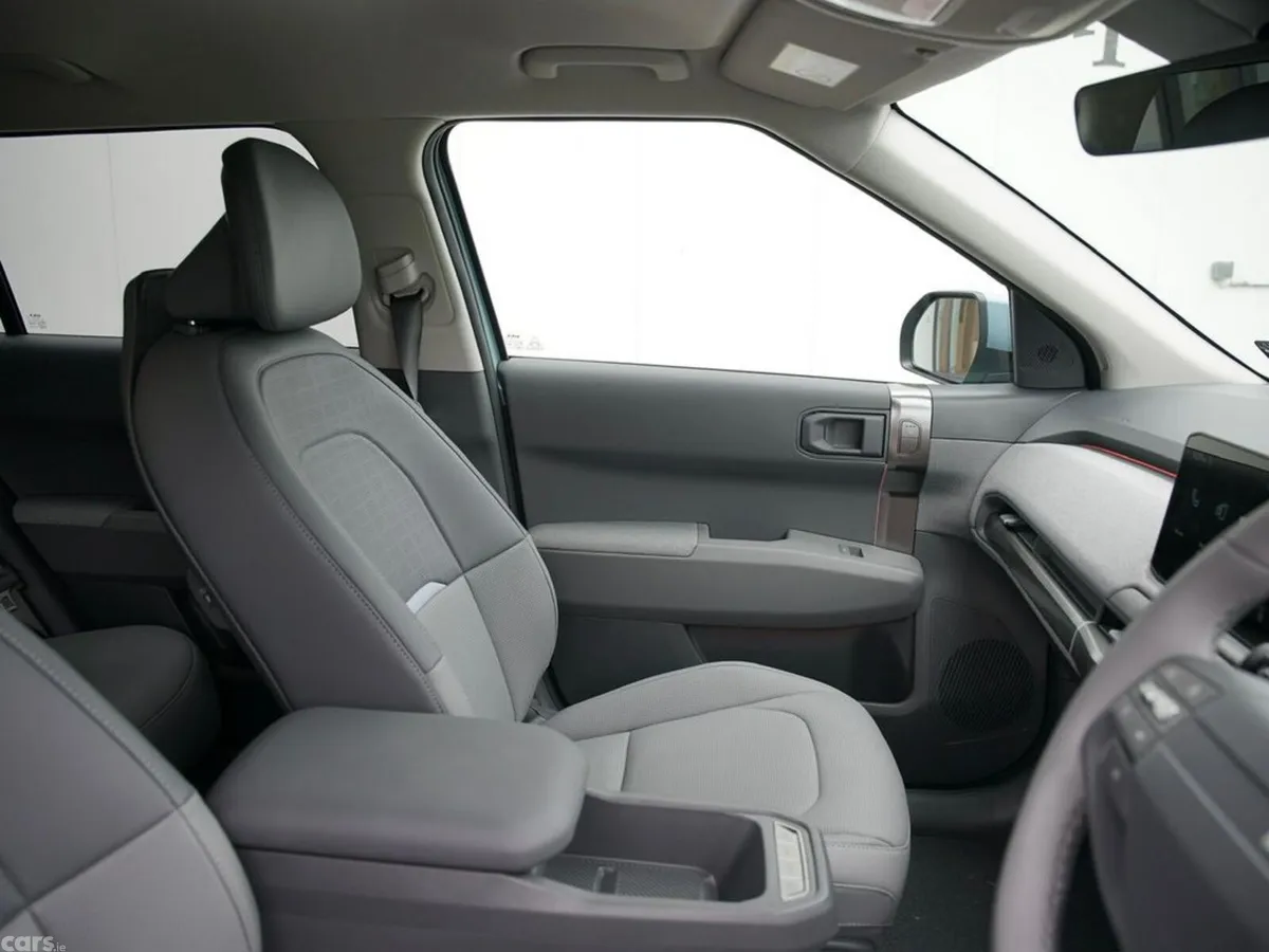 Kia EV3 Hatchback, Electric, 2027, Blue