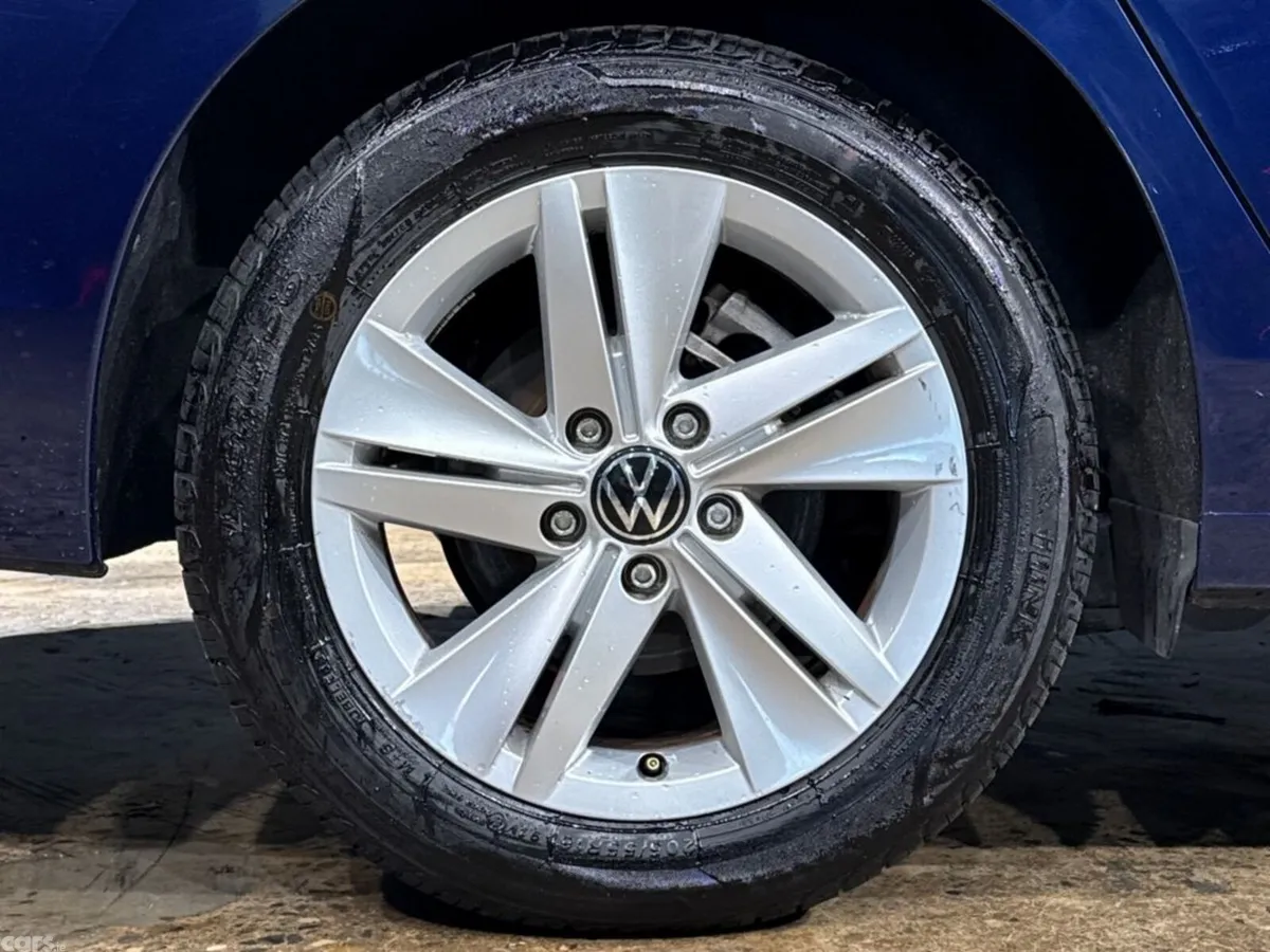 Volkswagen Golf Estate, Petrol Hybrid, 2023, Blue