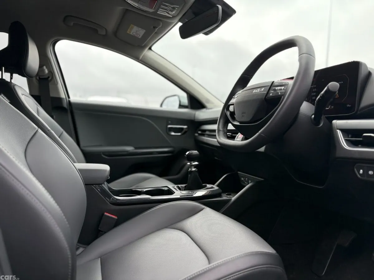 Kia K4 Coupe, Petrol, 2027, Green