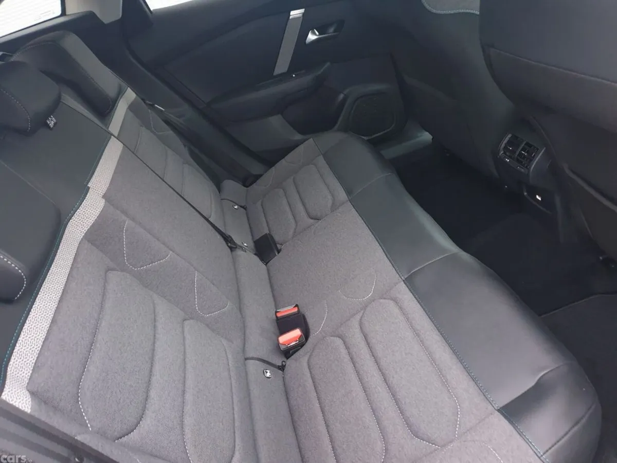 Citroen C4 Hatchback, Diesel, 2024, Grey