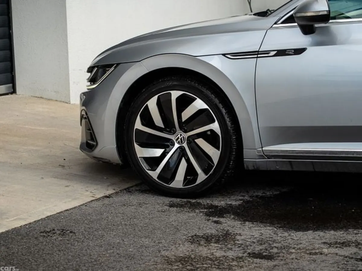Volkswagen Arteon Estate, Diesel, 2022, Silver