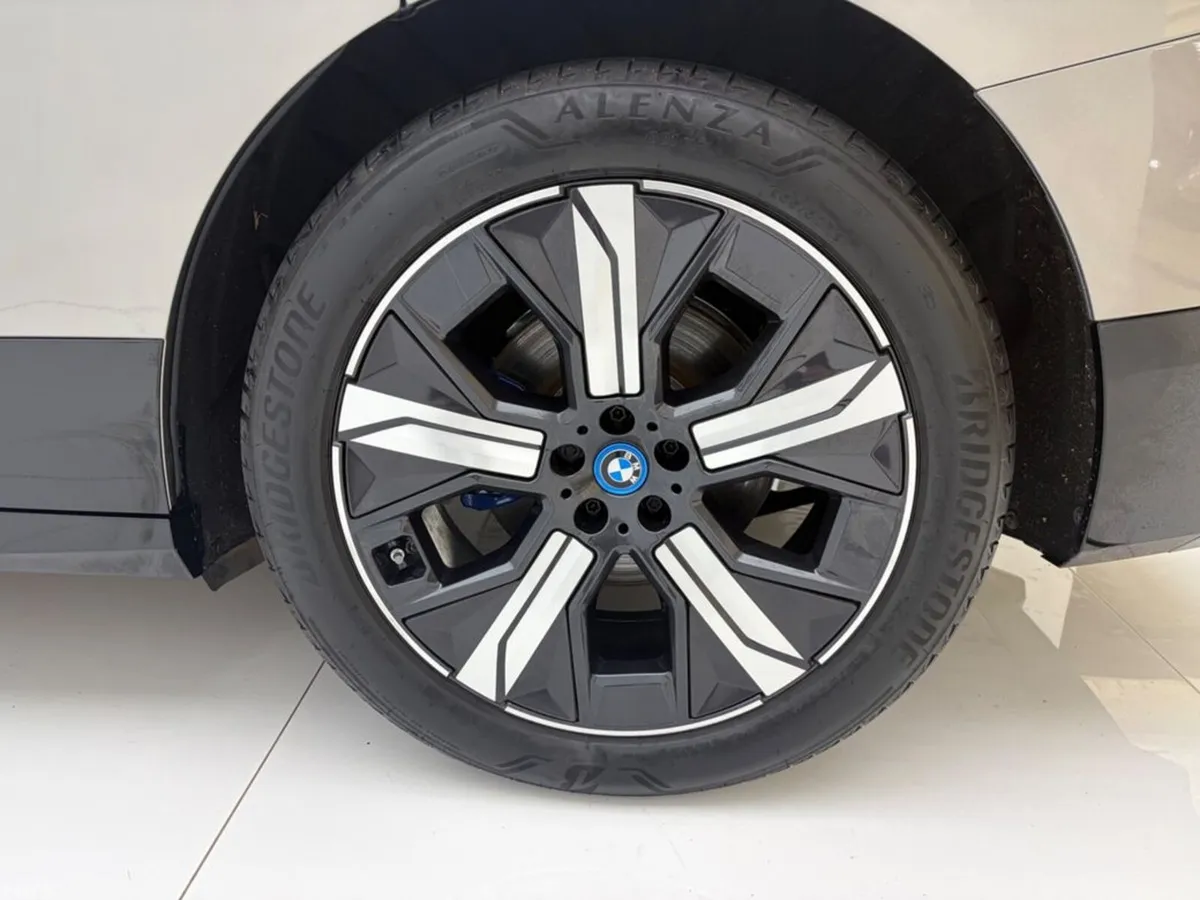 BMW iX Estate, Electric, 2025, Grey