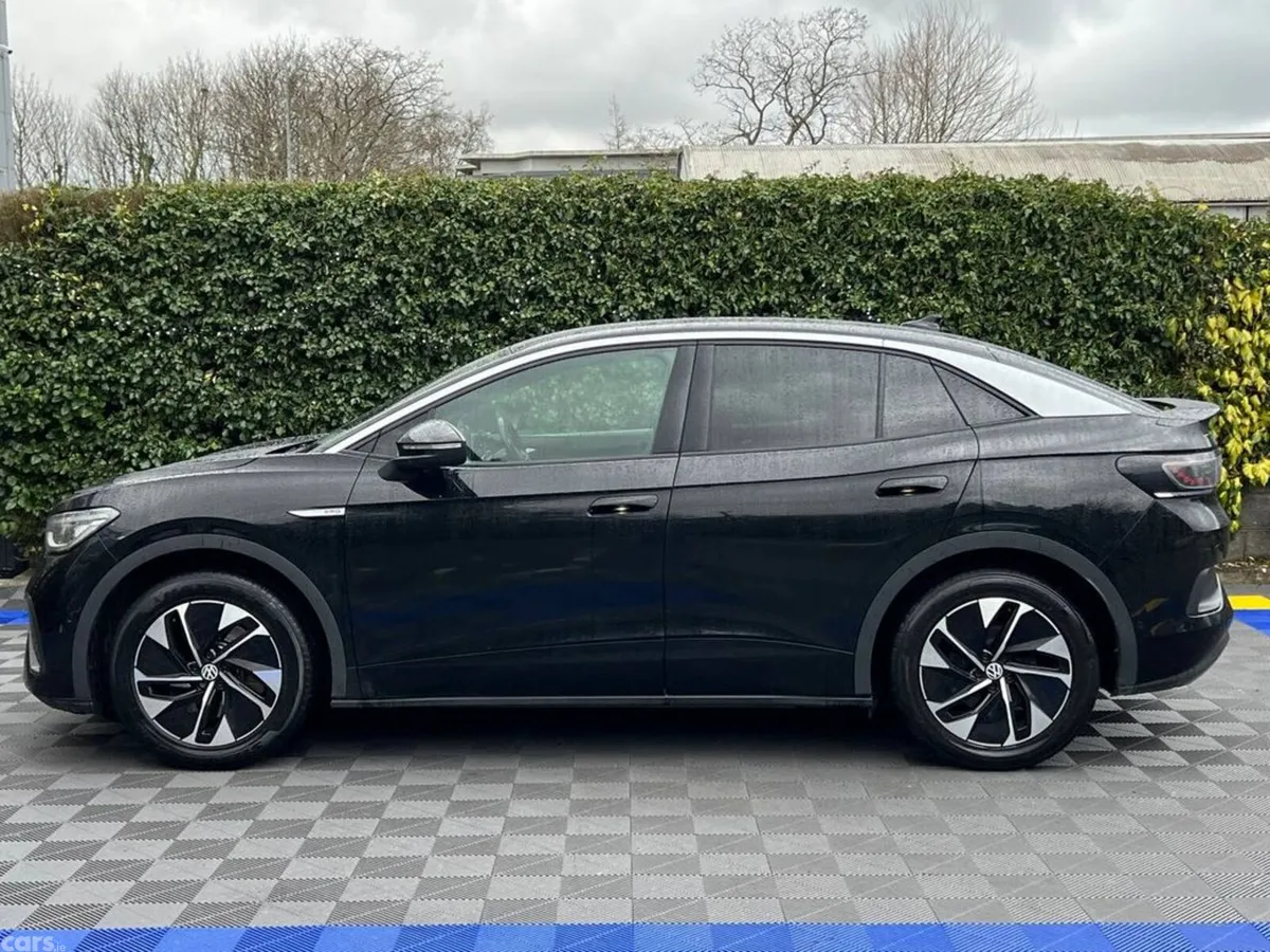Volkswagen ID.5 SUV, Electric, 2023, Black