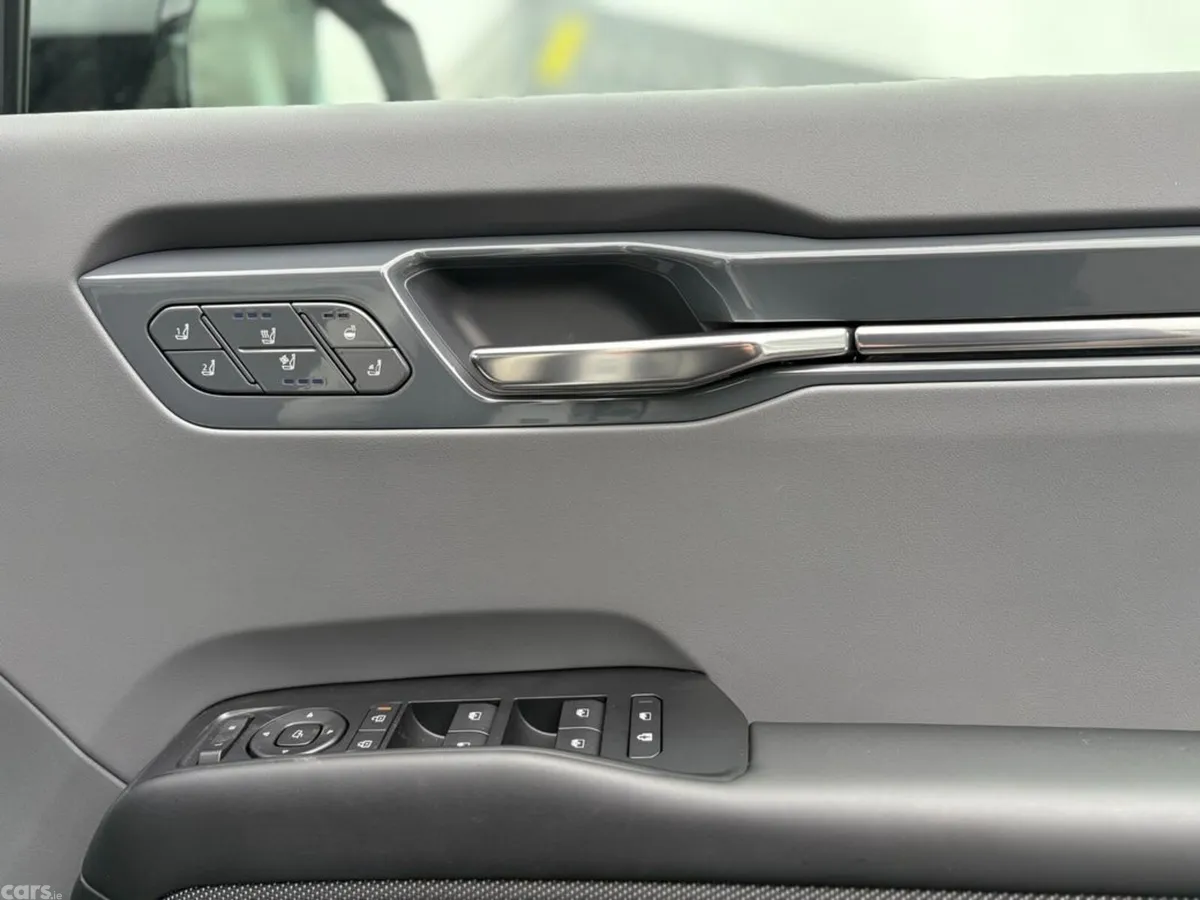 Kia EV9 SUV, Electric, 2027, White