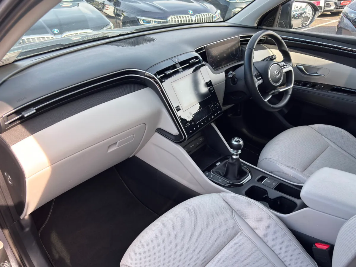 Hyundai Tucson MPV, Diesel, 2022, Grey