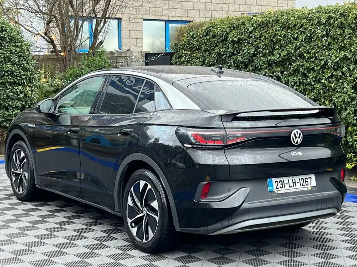 Volkswagen ID.5 SUV, Electric, 2023, Black