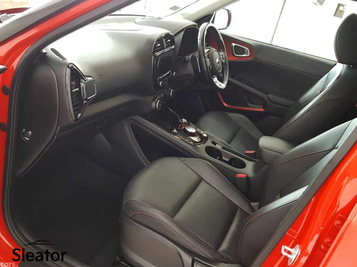 Kia Soul Hatchback, Electric, 2019, Red