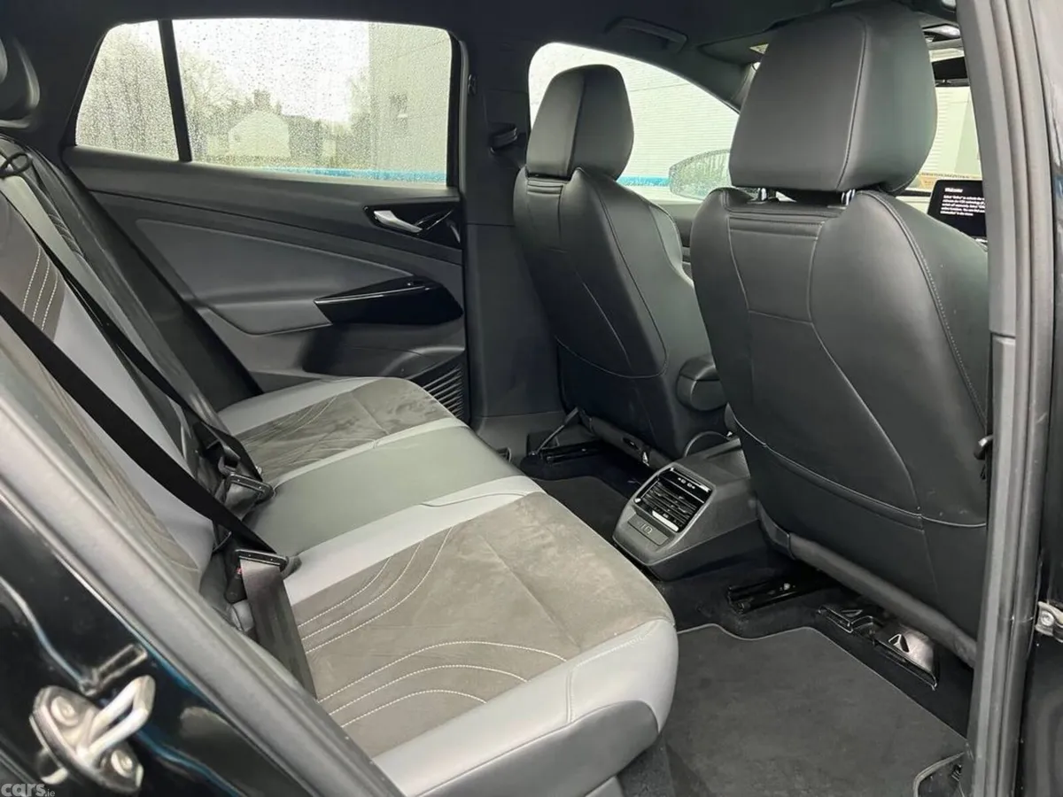 Volkswagen ID.5 SUV, Electric, 2023, Black
