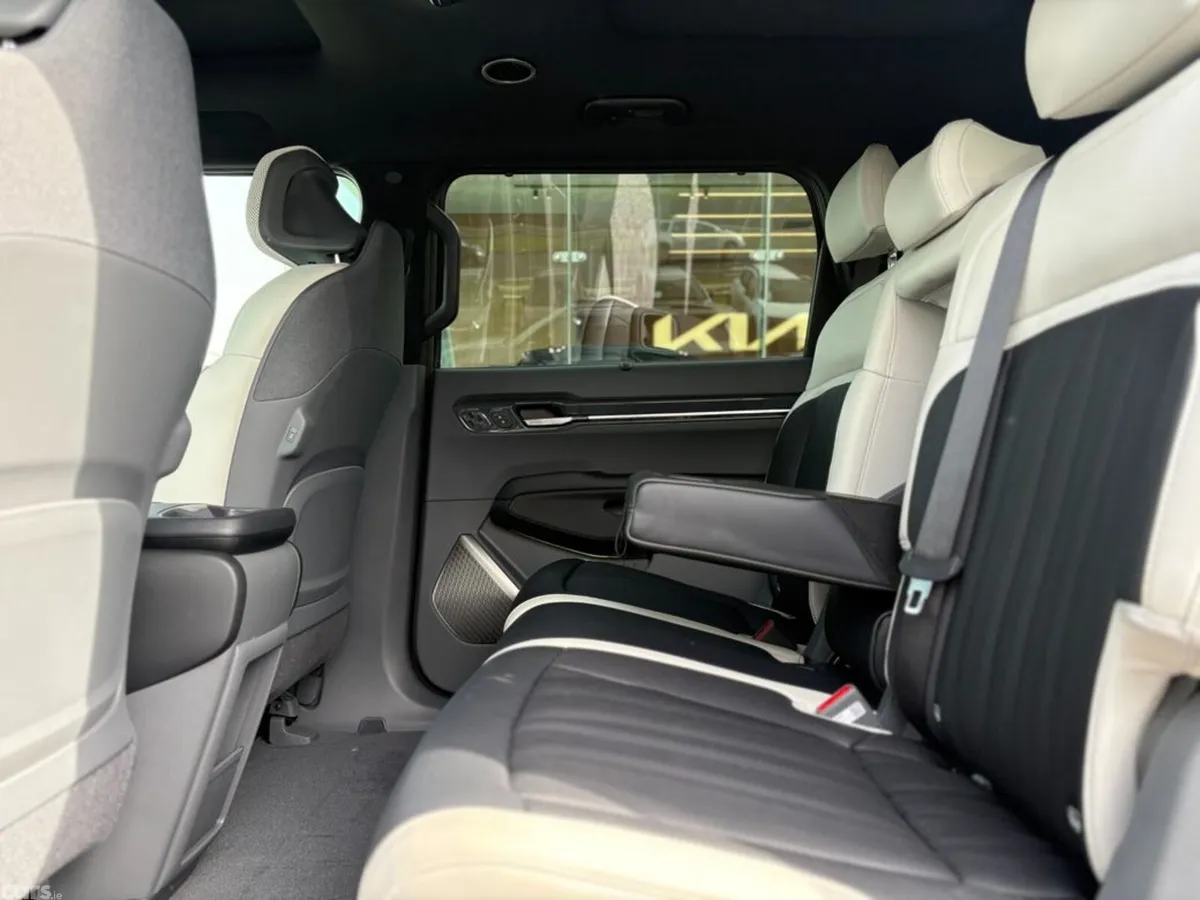 Kia EV9 SUV, Electric, 2027, Grey