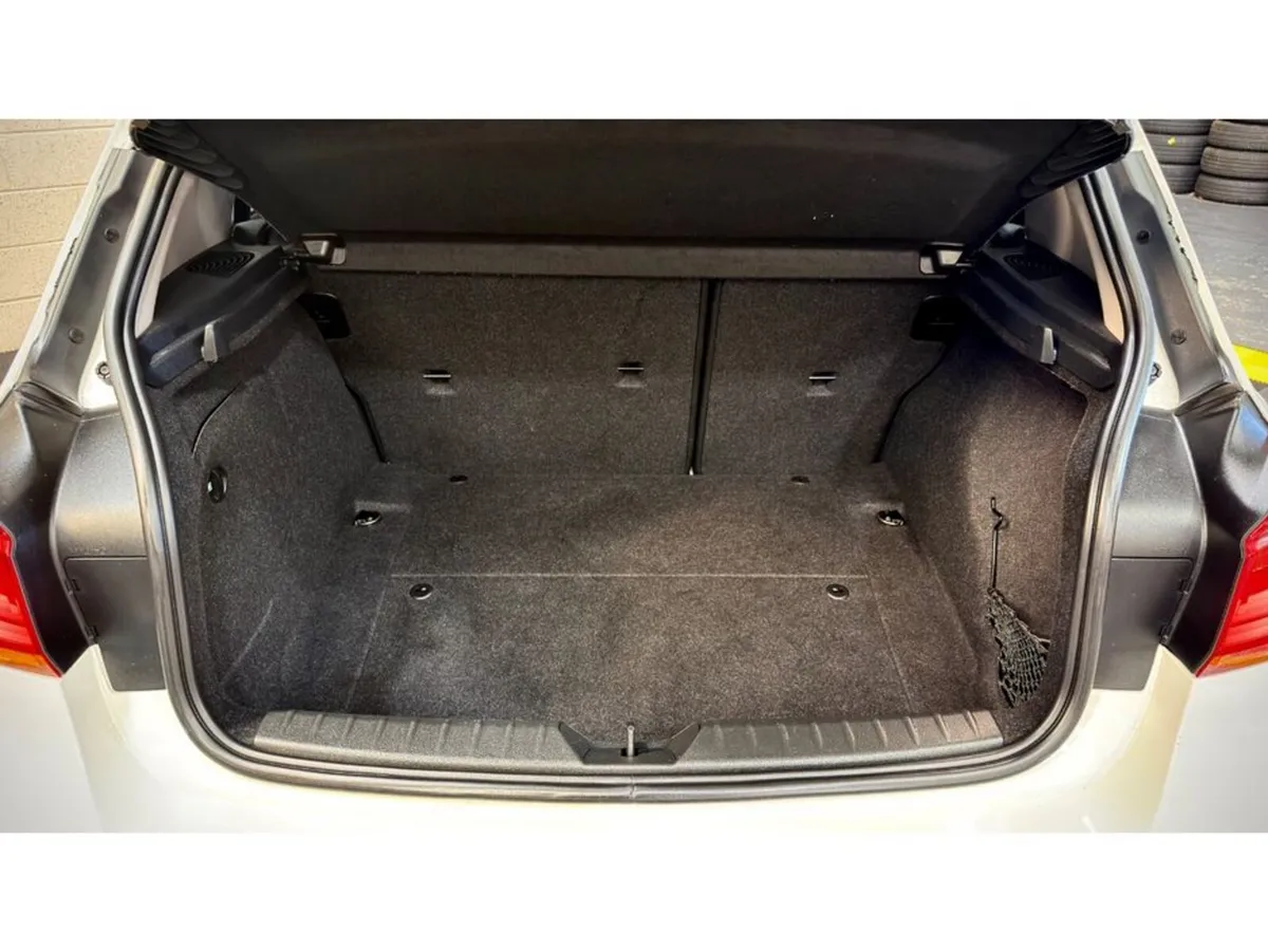 BMW 1-Series Hatchback, Diesel, 2016, White
