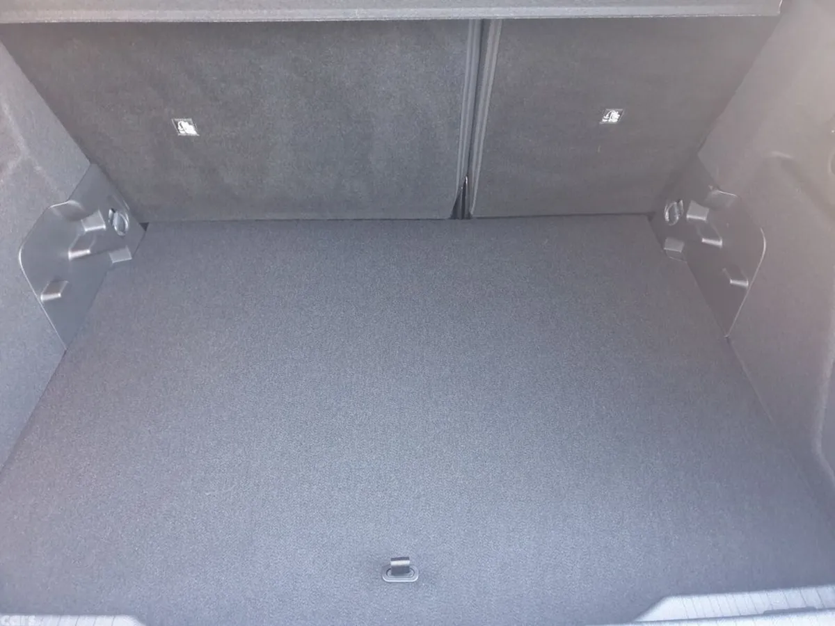 Citroen C4 Hatchback, Petrol, 2025, Grey