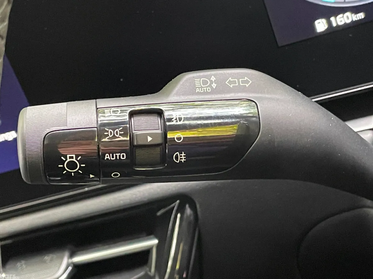 Kia Niro Hatchback, Petrol Plug-in Hybrid, 2027, Blue