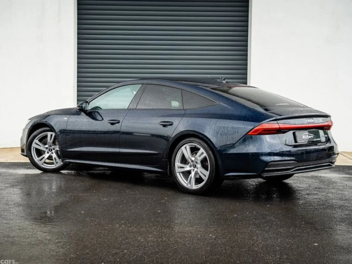 Audi A7 Hatchback, Diesel, 2022, Blue