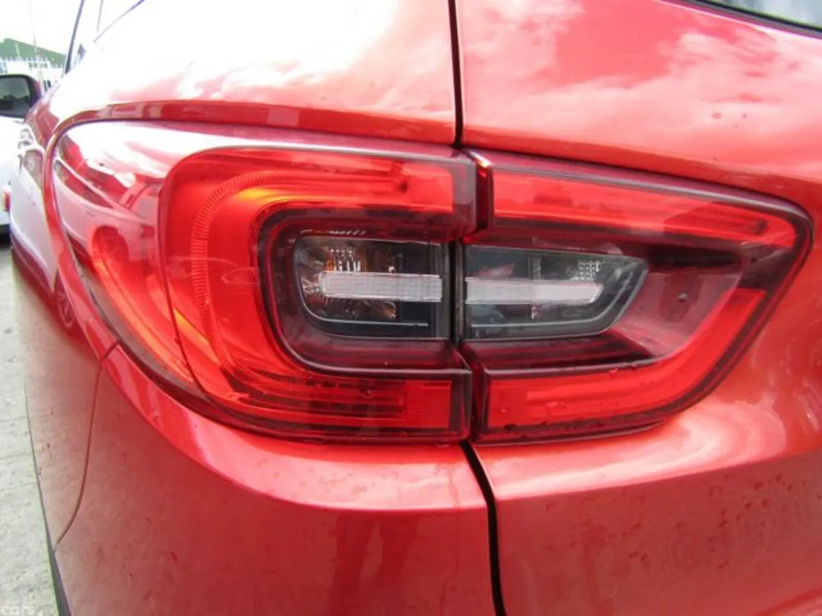 Renault Kadjar SUV, Diesel, 2016, Red