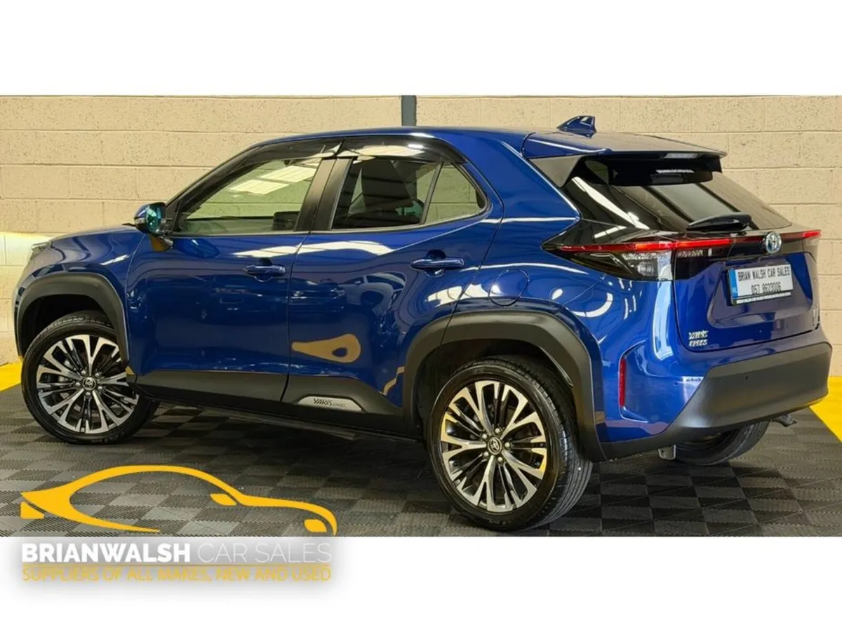 Toyota Yaris Cross SUV, Petrol Hybrid, 2020, Blue