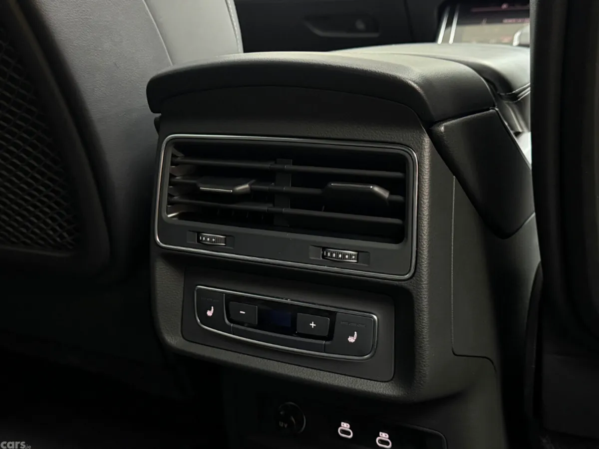 Audi Q7 SUV, Petrol Plug-in Hybrid, 2025, Blue