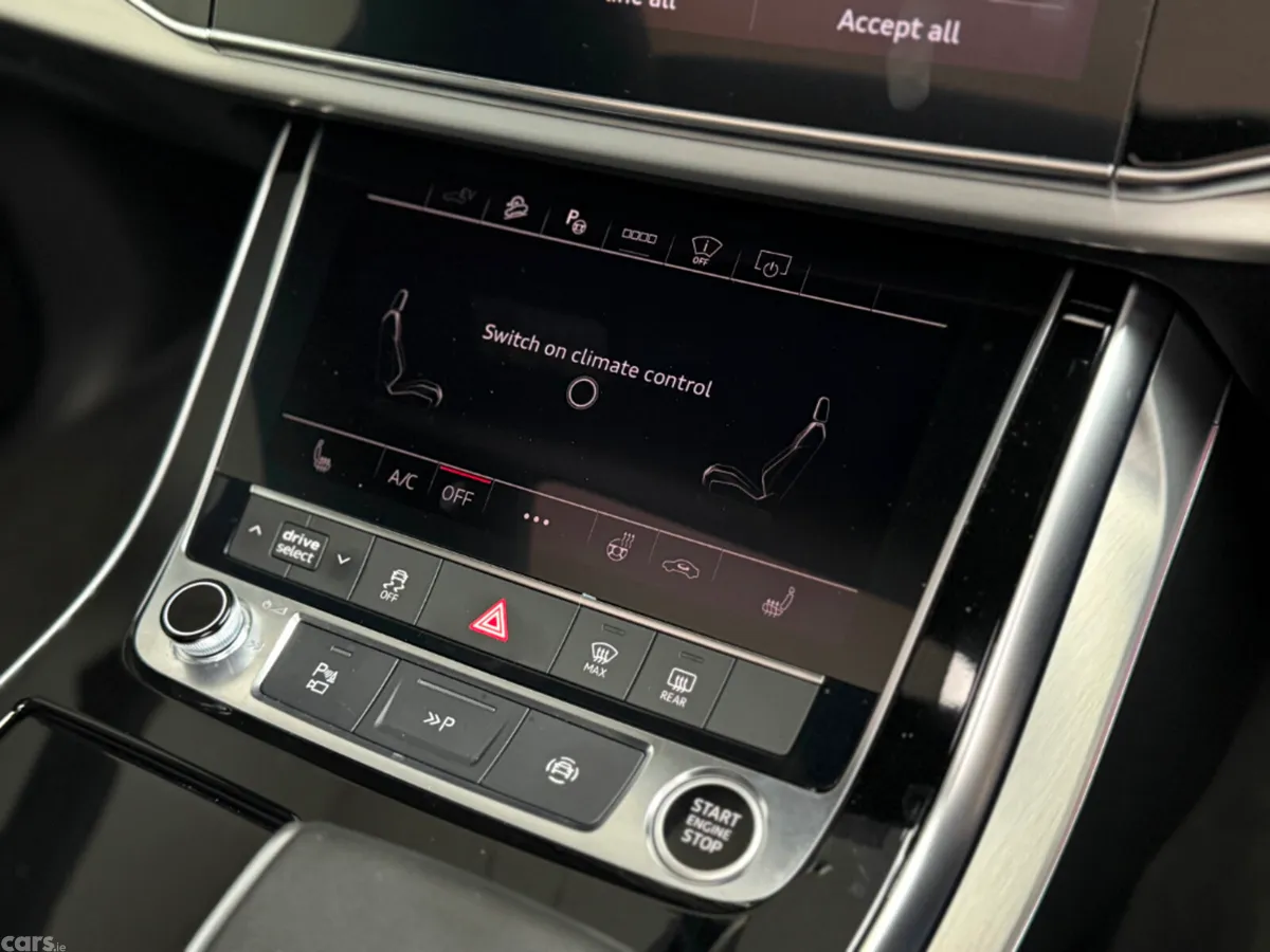 Audi Q7 SUV, Petrol Plug-in Hybrid, 2025, Blue