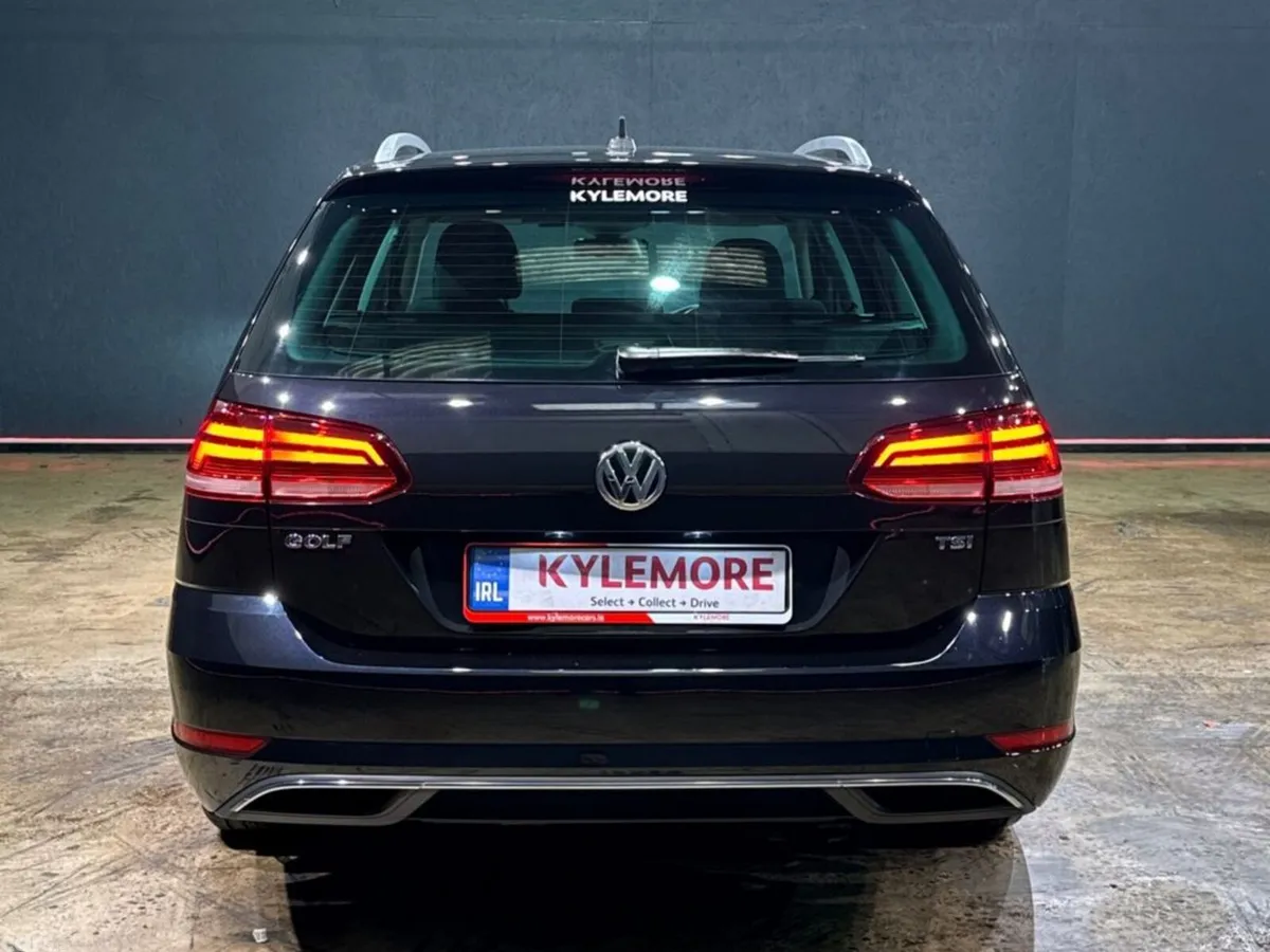 Volkswagen Golf Estate, Petrol, 2017, Black