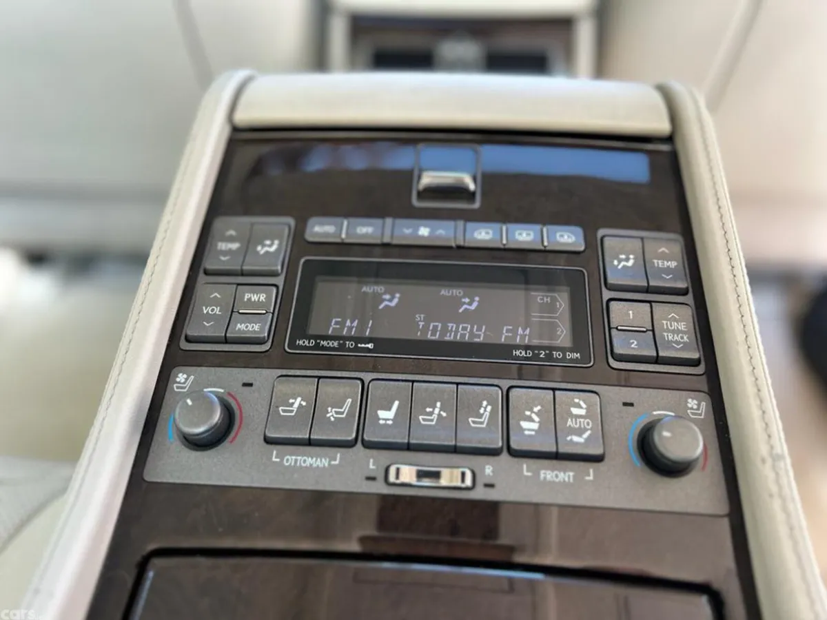 Lexus LS Saloon, Petrol Hybrid, 2008, Grey