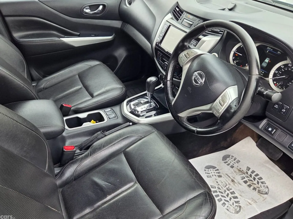 Nissan Navara Pick Up, Diesel, 2020, Silver