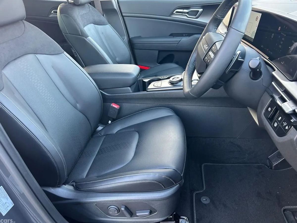 Kia Sportage SUV, Petrol Hybrid, 2027, Black