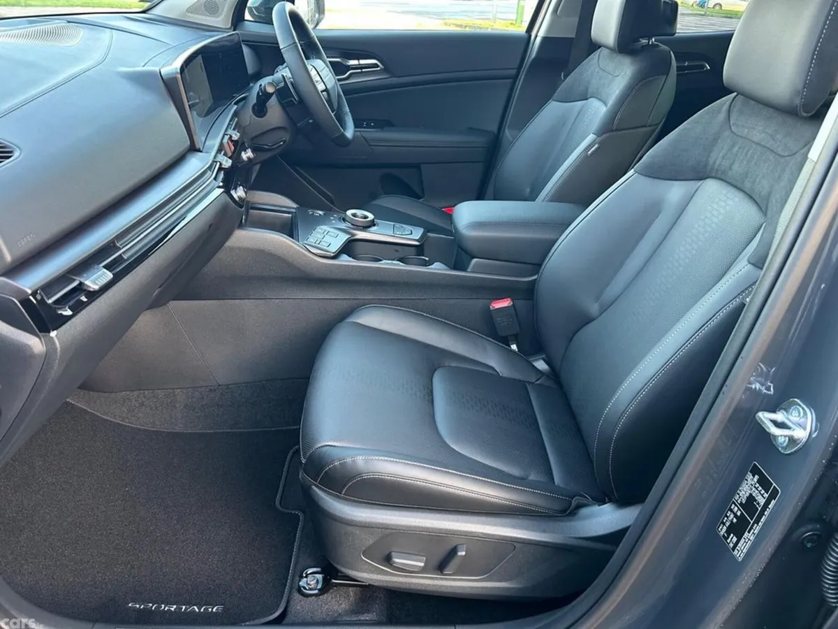 Kia Sportage SUV, Petrol Hybrid, 2027, Black