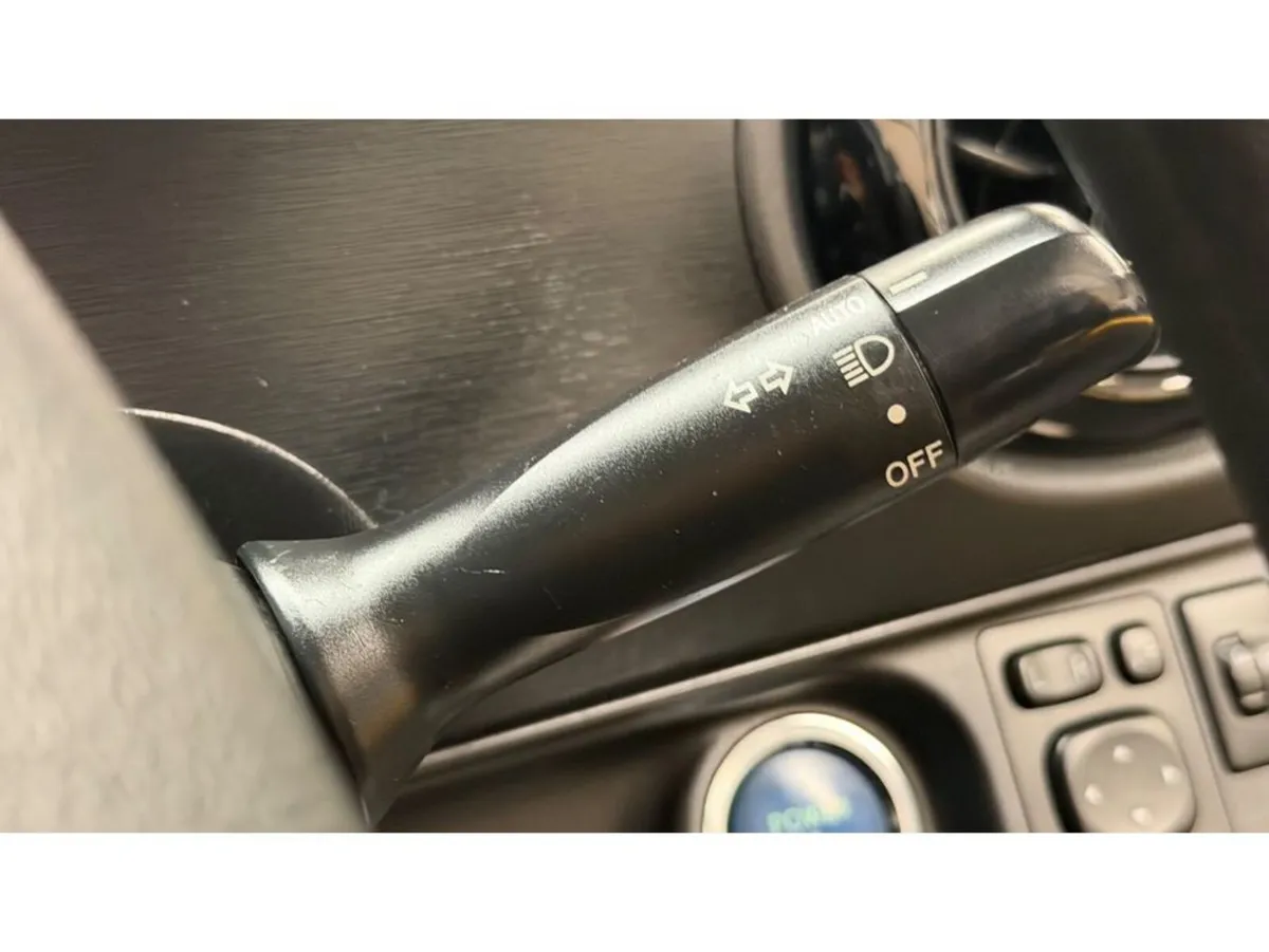 Toyota Aqua Hatchback, Petrol Hybrid, 2015, Grey