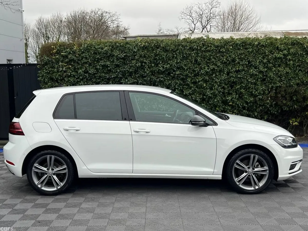 Volkswagen Golf Hatchback, Diesel, 2020, White