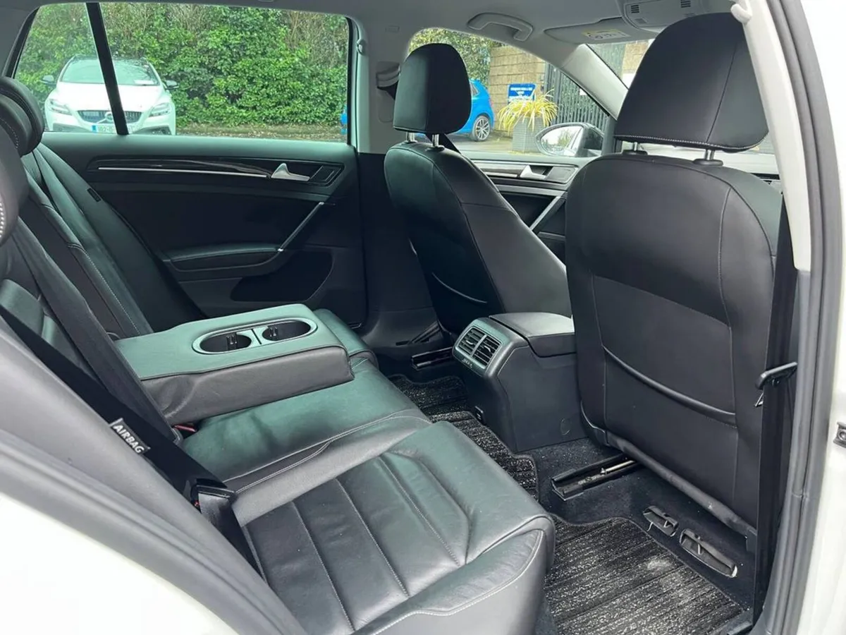 Volkswagen Golf Hatchback, Diesel, 2020, White