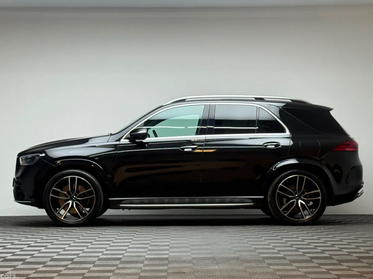 Mercedes-Benz GLE SUV, Petrol Plug-in Hybrid, 2024, Black