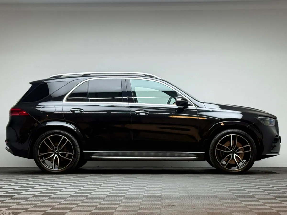 Mercedes-Benz GLE SUV, Petrol Plug-in Hybrid, 2024, Black