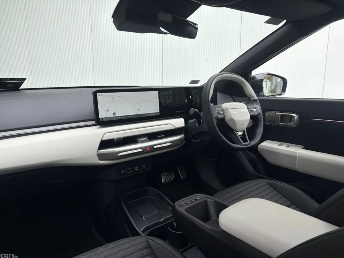 Kia EV4 Saloon, Electric, 2027, Grey