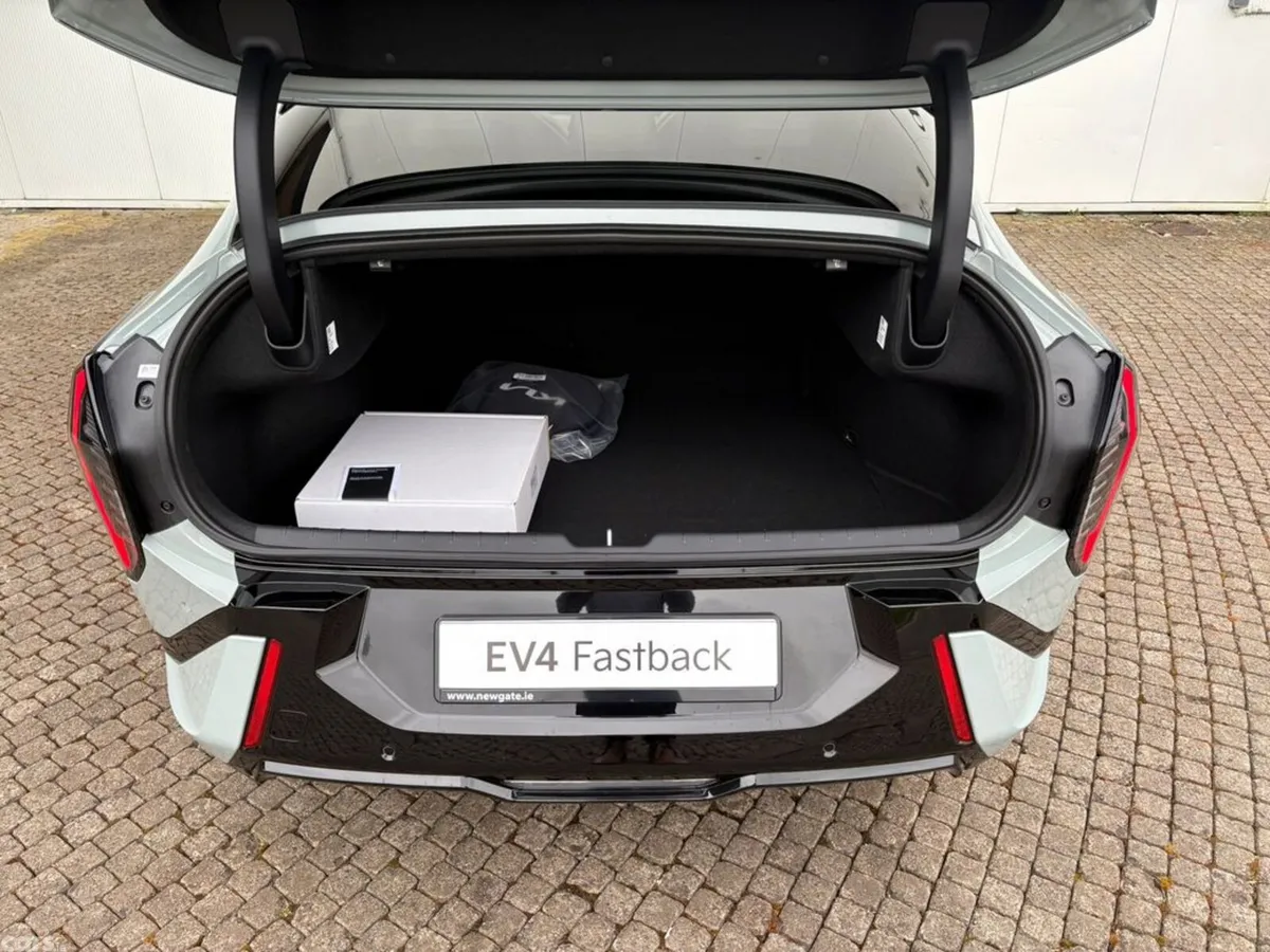 Kia EV4 Saloon, Electric, 2027, Grey