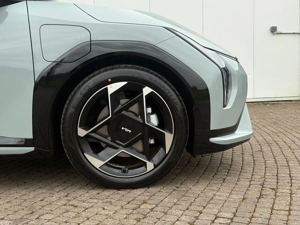 Kia EV4 Saloon, Electric, 2027, Grey