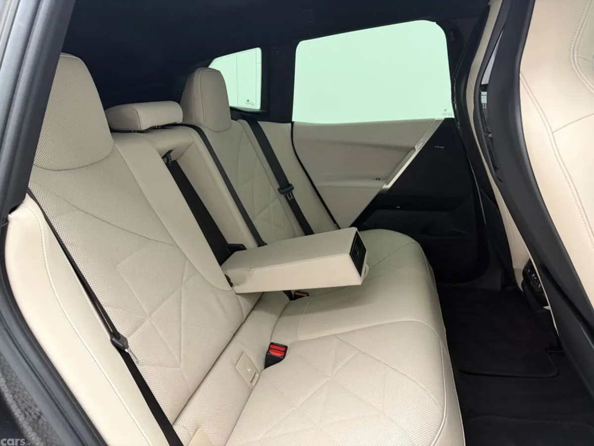 BMW iX Estate, Electric, 2023, Blue