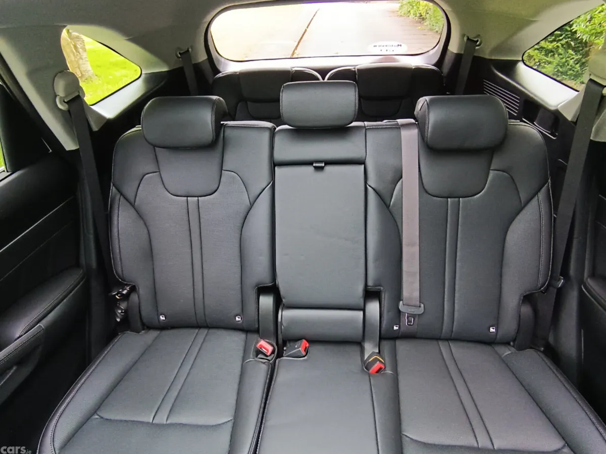Kia Sorento SUV, Petrol Plug-in Hybrid, 2027, White