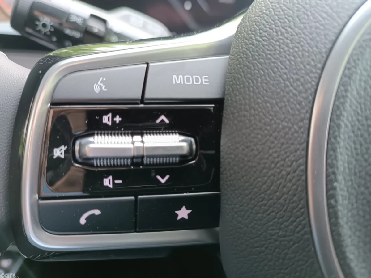 Kia Sorento SUV, Petrol Plug-in Hybrid, 2027, White